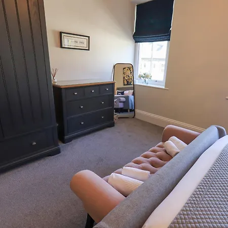 The Thistles * Windermere